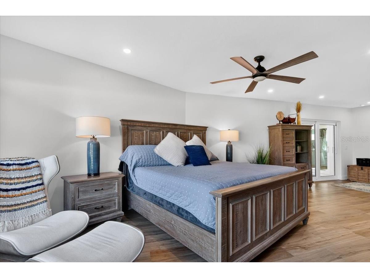 2201 Webber Street Sarasota FL 34239 A4692960 image23