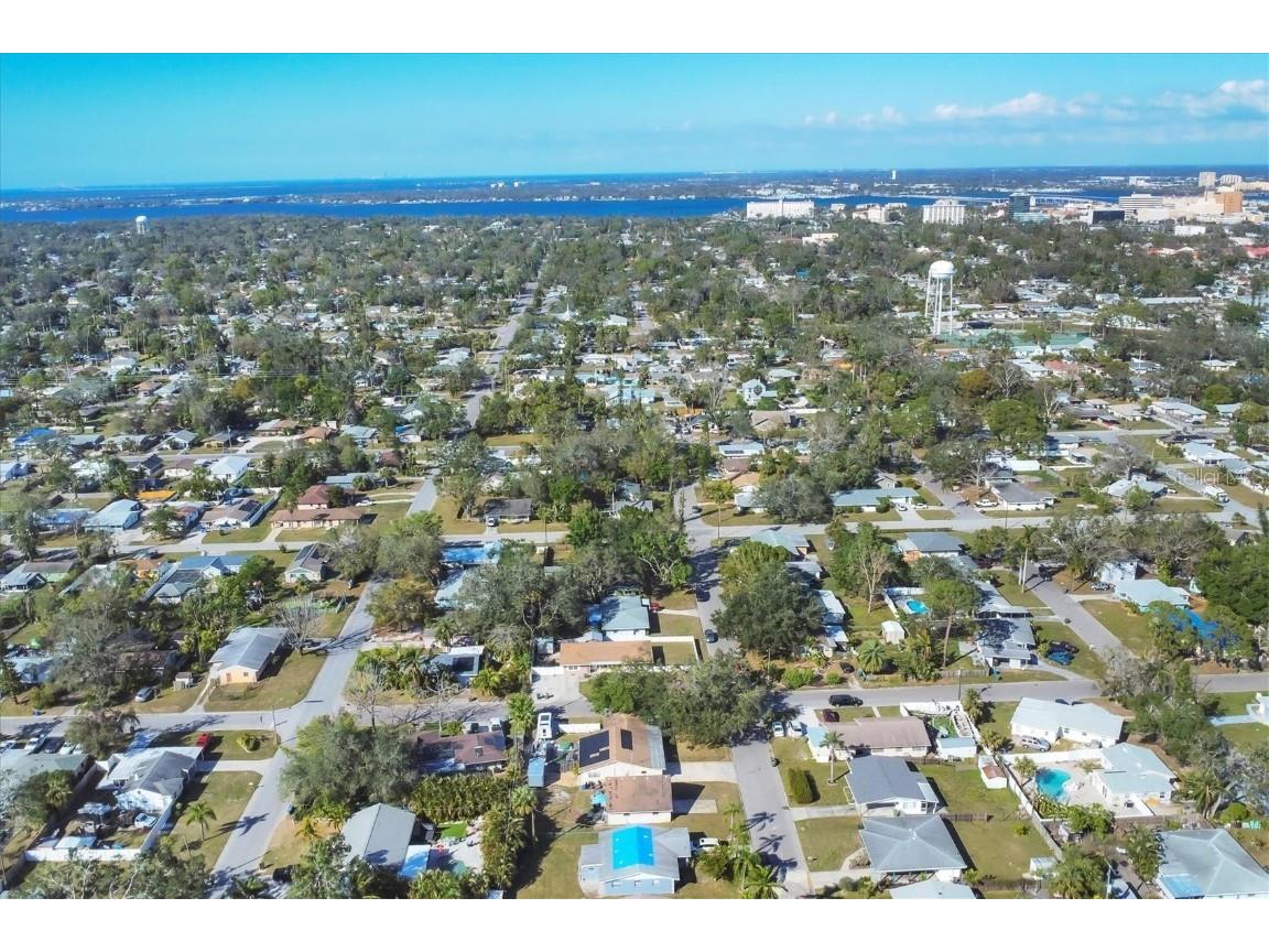 2202 21st Street W Bradenton FL 34205 A4639841 image38