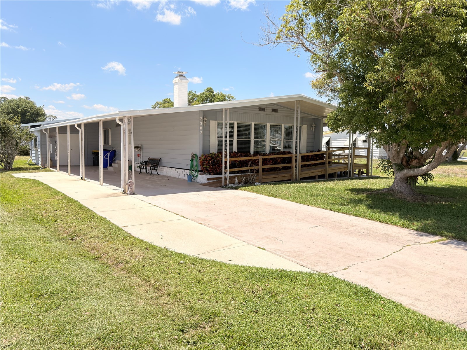 2202 Bahama Road W Sebring FL 33870 L4961740 image1