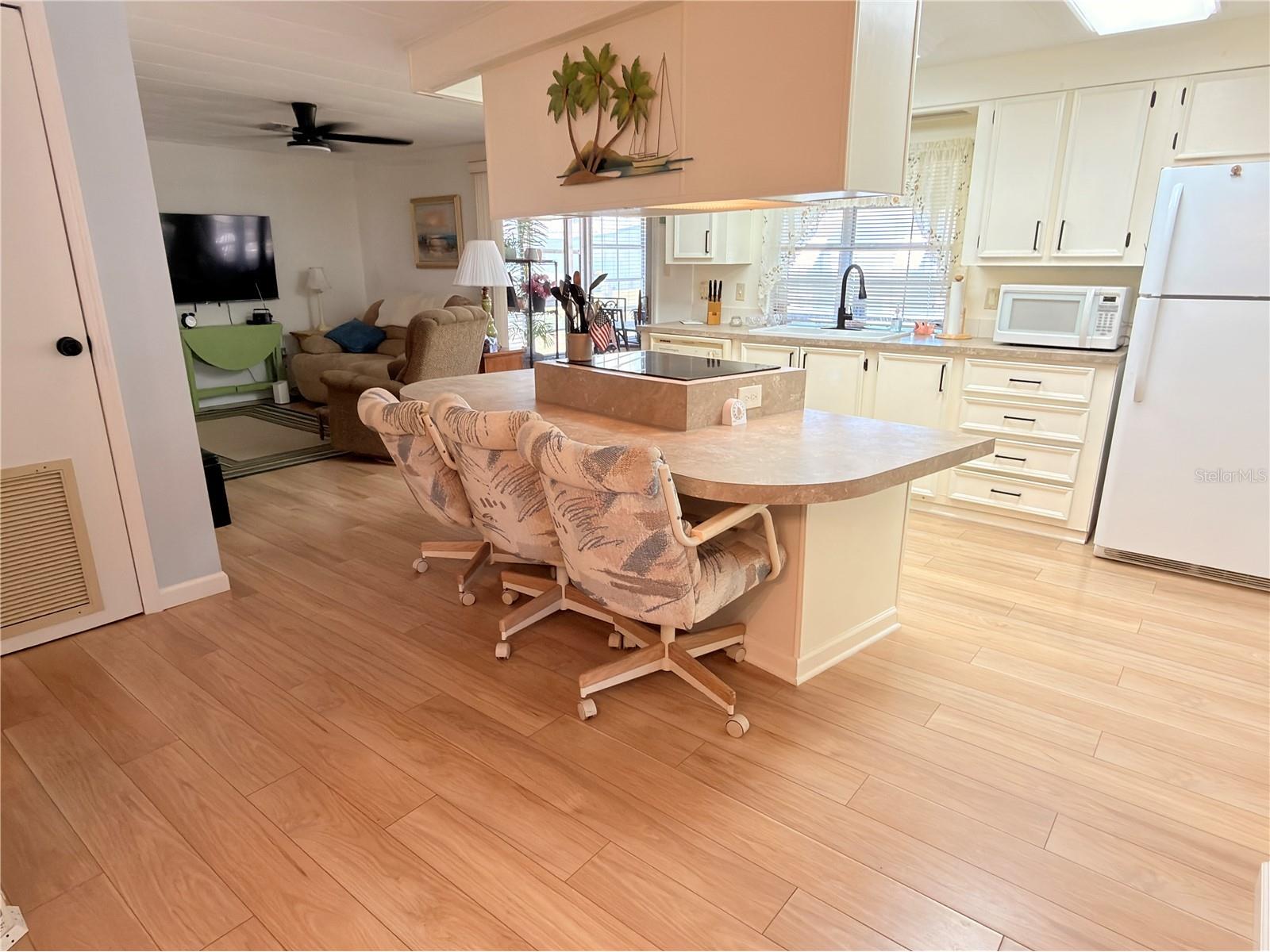 2202 Bahama Road W Sebring FL 33870 L4961740 image8