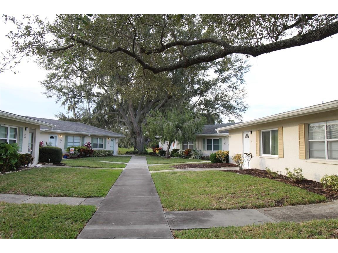 2202 Clubhouse Drive #185 Sun City Center FL 33573 T3488005 image1