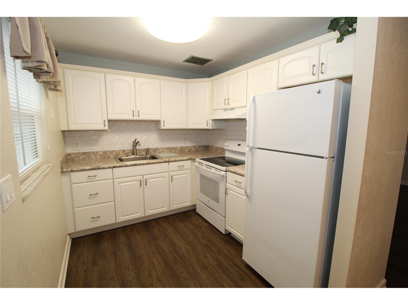 2202 Clubhouse Drive #185 Sun City Center FL 33573 TB8499445 image10
