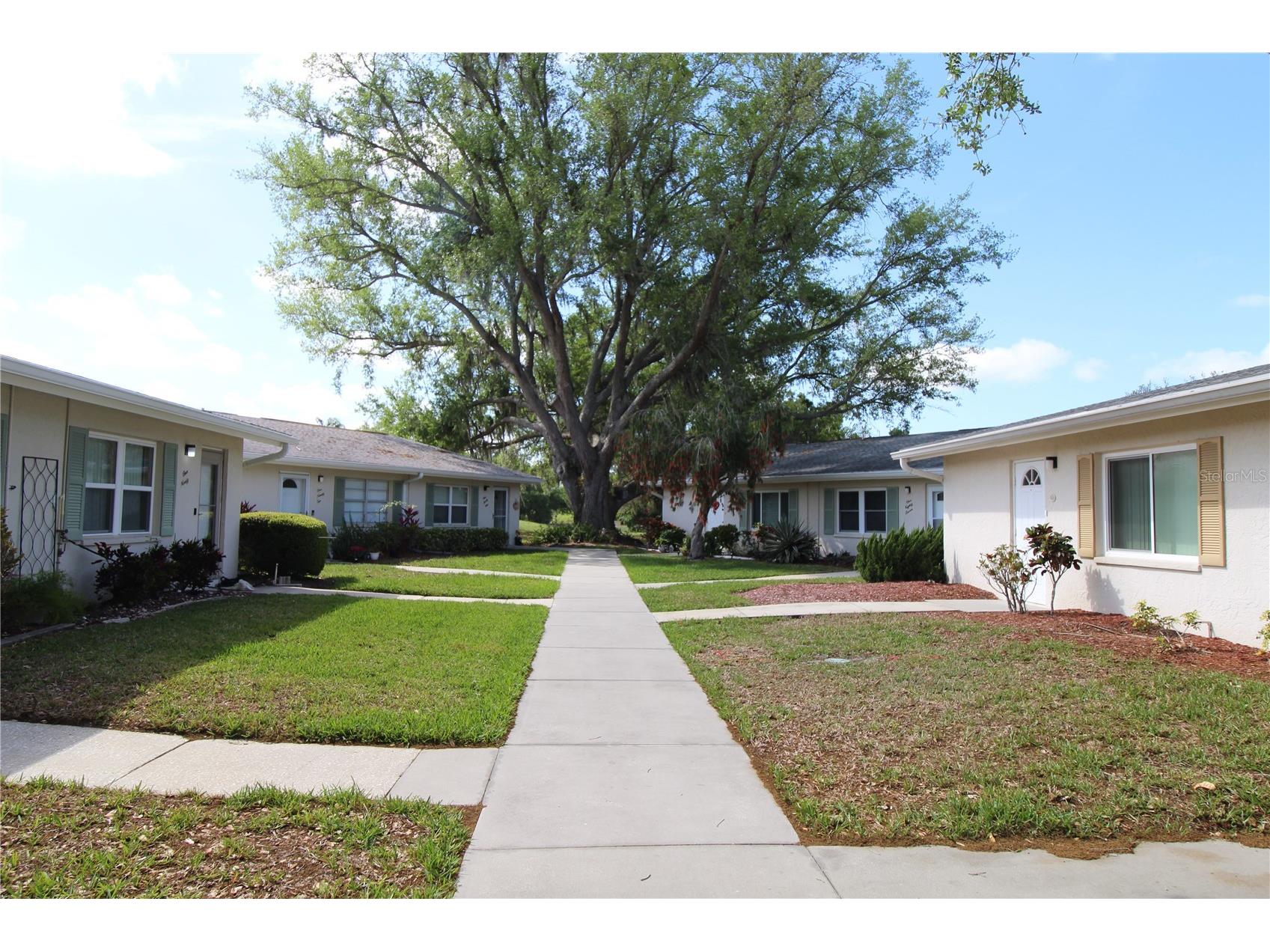 2202 Clubhouse Drive #187 Sun City Center FL 33573 TB8492597 image2