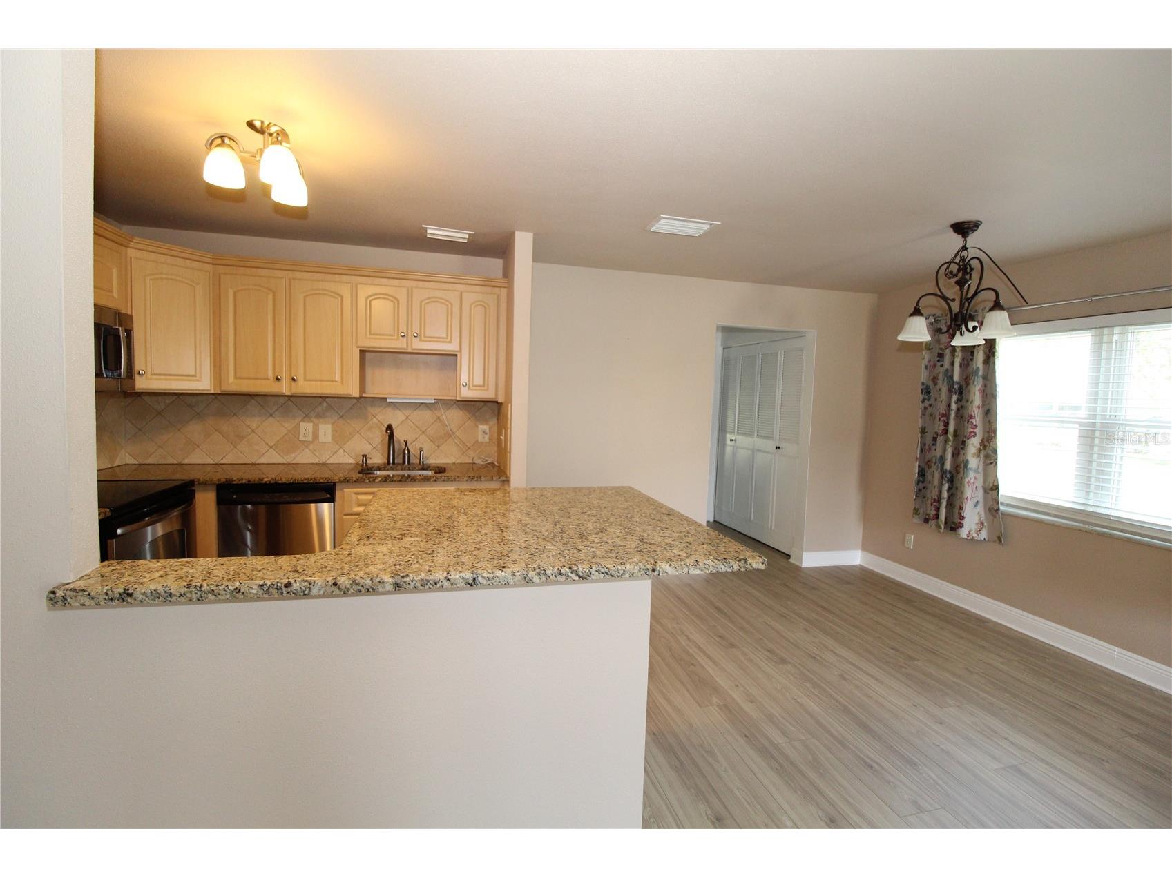 2202 Clubhouse Drive #187 Sun City Center FL 33573 TB8492597 image6