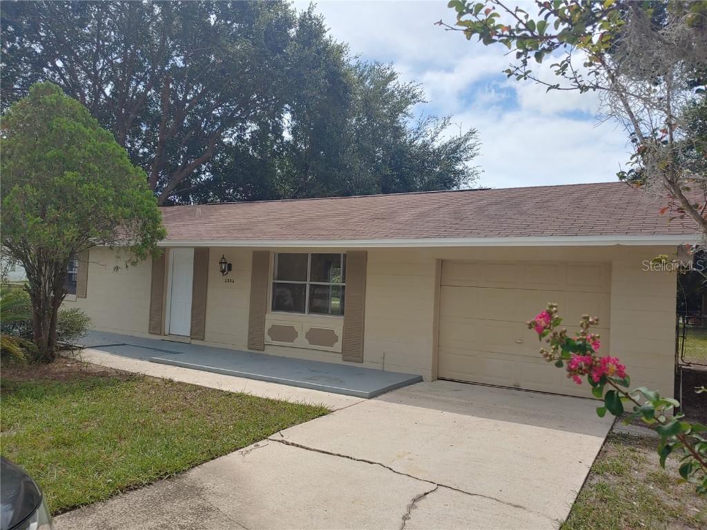 2202 Danforth Avenue Deltona FL 32738 V4931747 image1