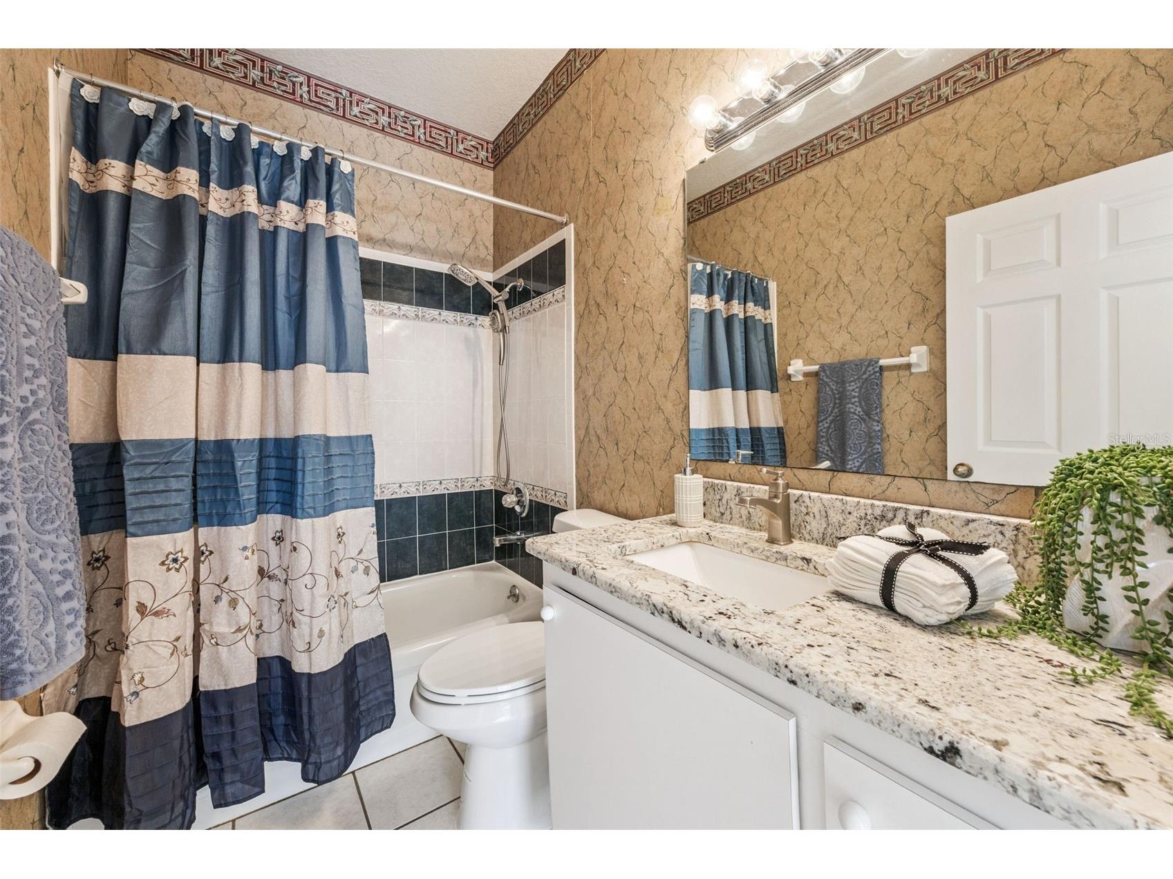 2202 Garden Lake Drive Winter Haven FL 33884 - LAKE WINTERSET P4937345 image16