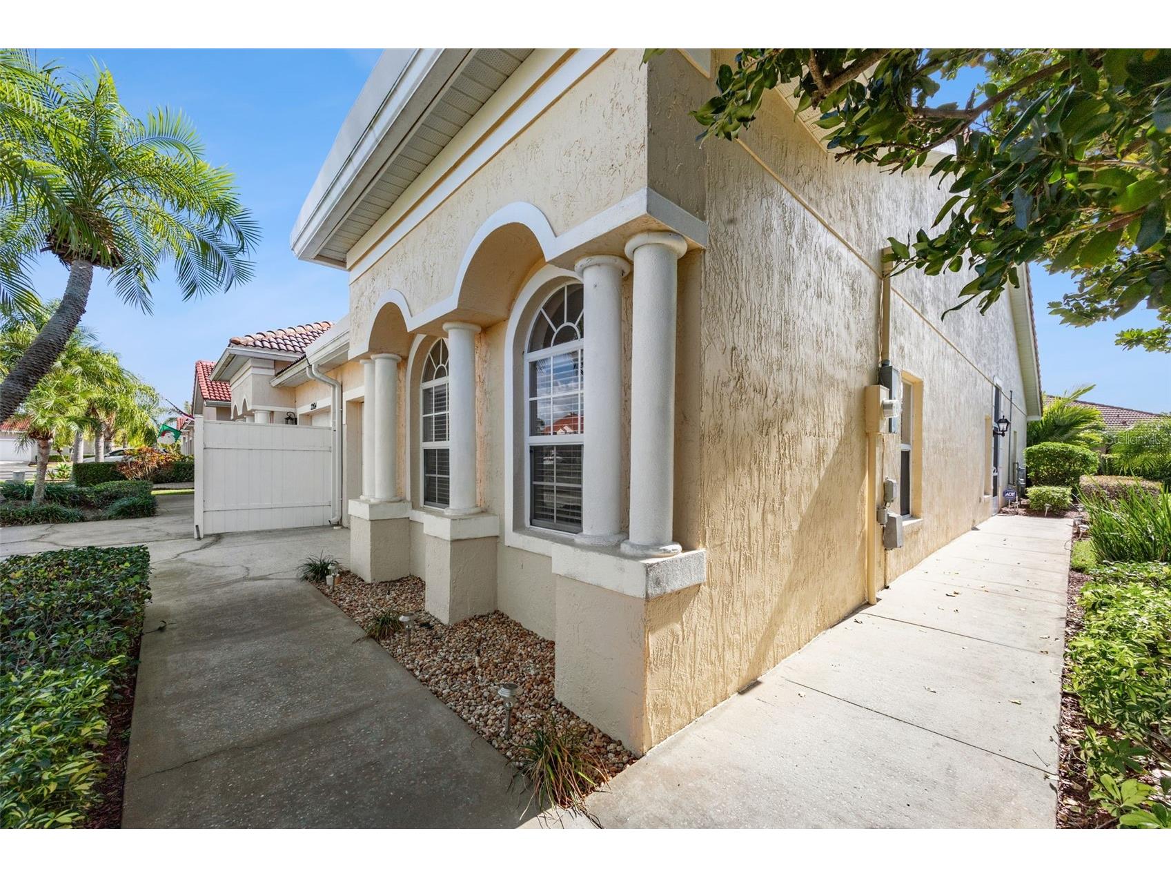2202 Garden Lake Drive Winter Haven FL 33884 - LAKE WINTERSET P4937345 image3