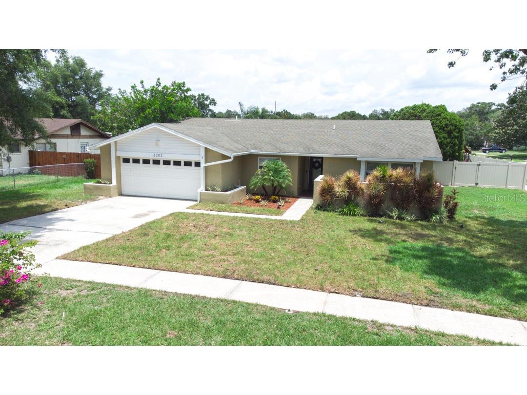 2202 Harvard Court Riverview FL 33578 T3454090 image1