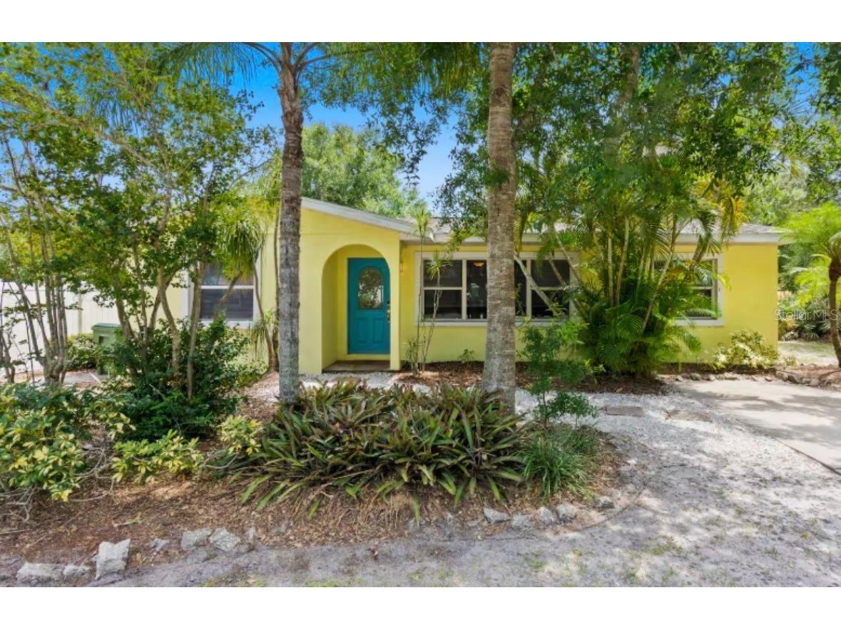 2202 Hyde Park Street Sarasota FL 34239 A4684803 image1
