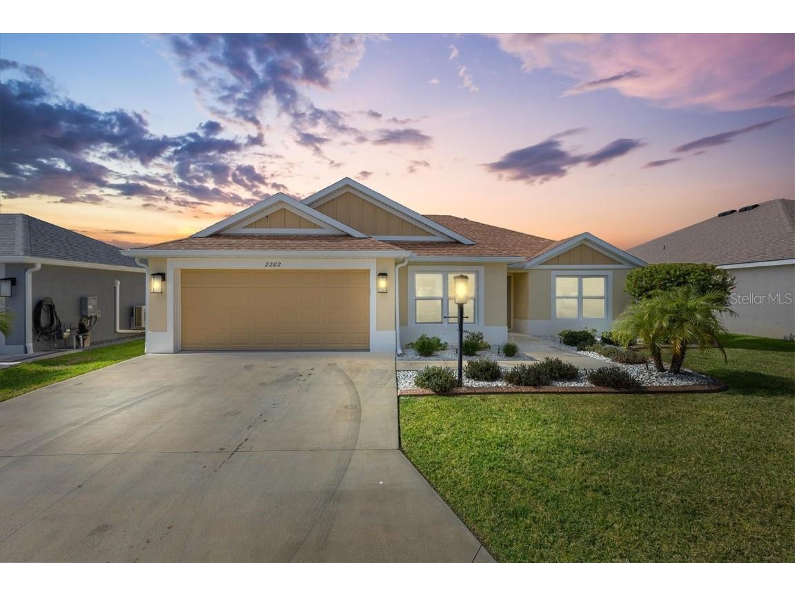 2202 Landrea Loop The Villages FL 32163 G5103154 image1