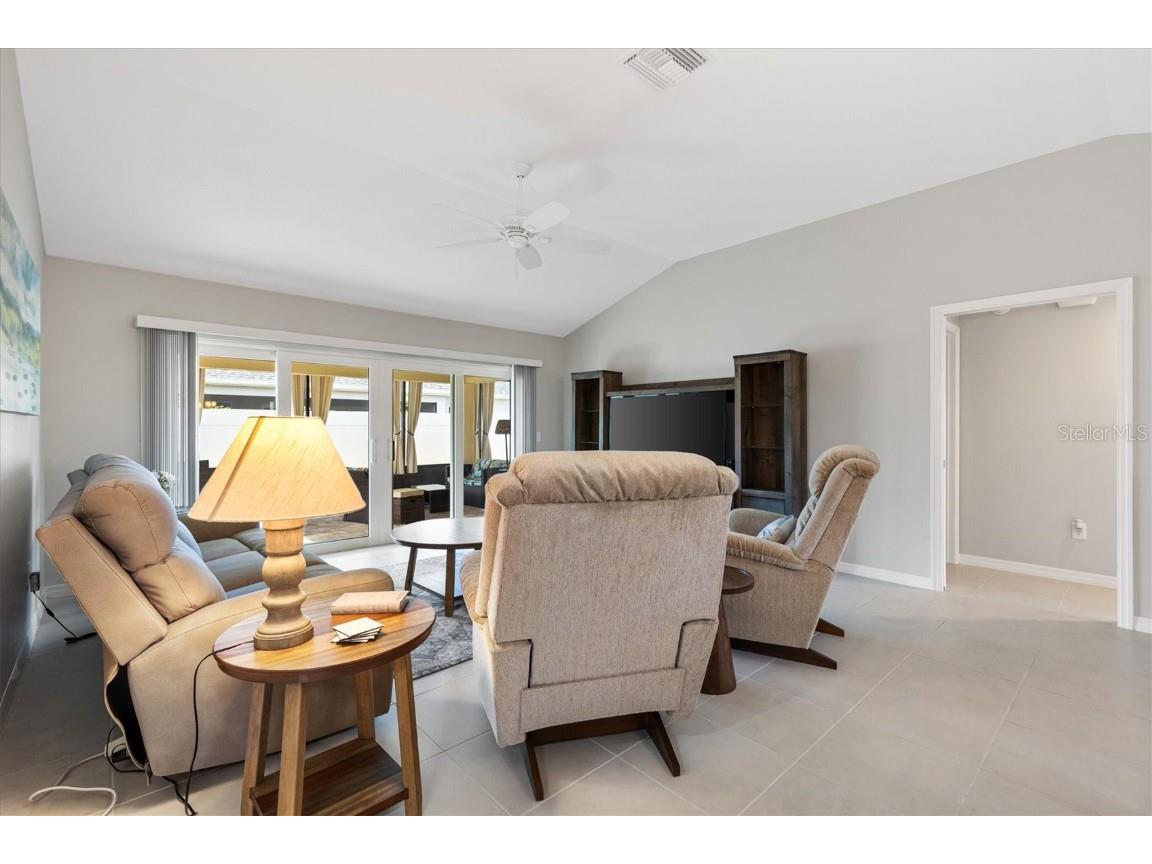 2202 Landrea Loop The Villages FL 32163 G5103154 image10