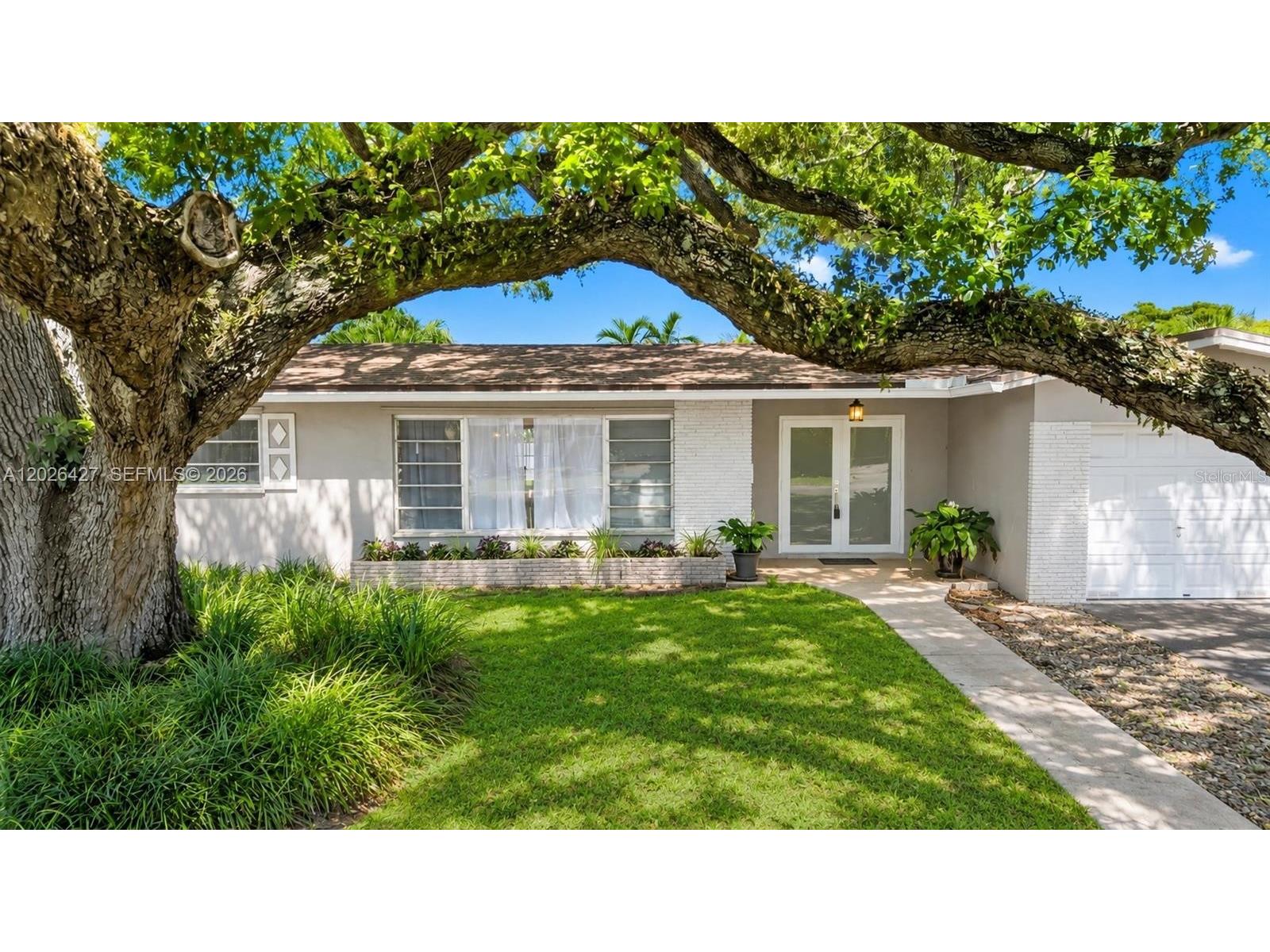 2202 N 42nd Avenue Hollywood FL 33021 O6412816 image1