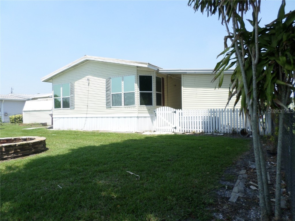 2202 SE 8th Avenue, Okeechobee, FL, 34974 MLS OK220173 Edina Realty