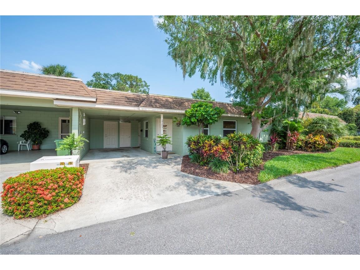 2202 Starboard Winter Haven FL 33881 - LAKE HARTRIDGE P4934819 image1