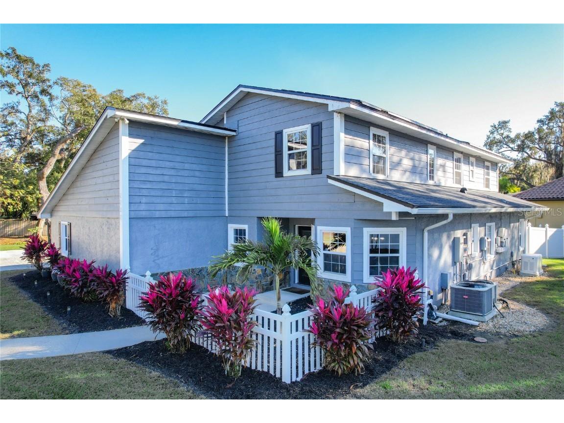 2202 Venetian Avenue Belle Isle FL 32809 - LAKE CONWAY NS1083442 image1