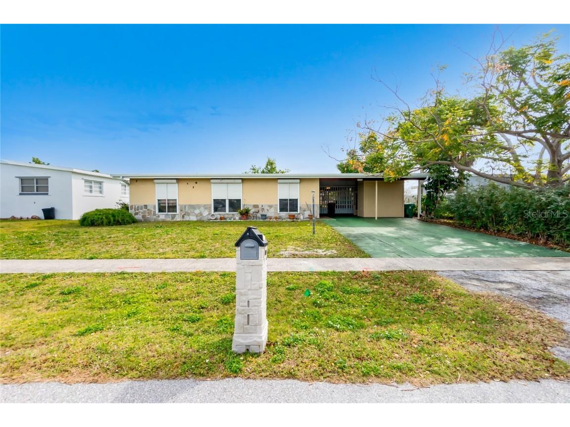 22025 Felton Avenue Port Charlotte FL 33952 C7486705 image1