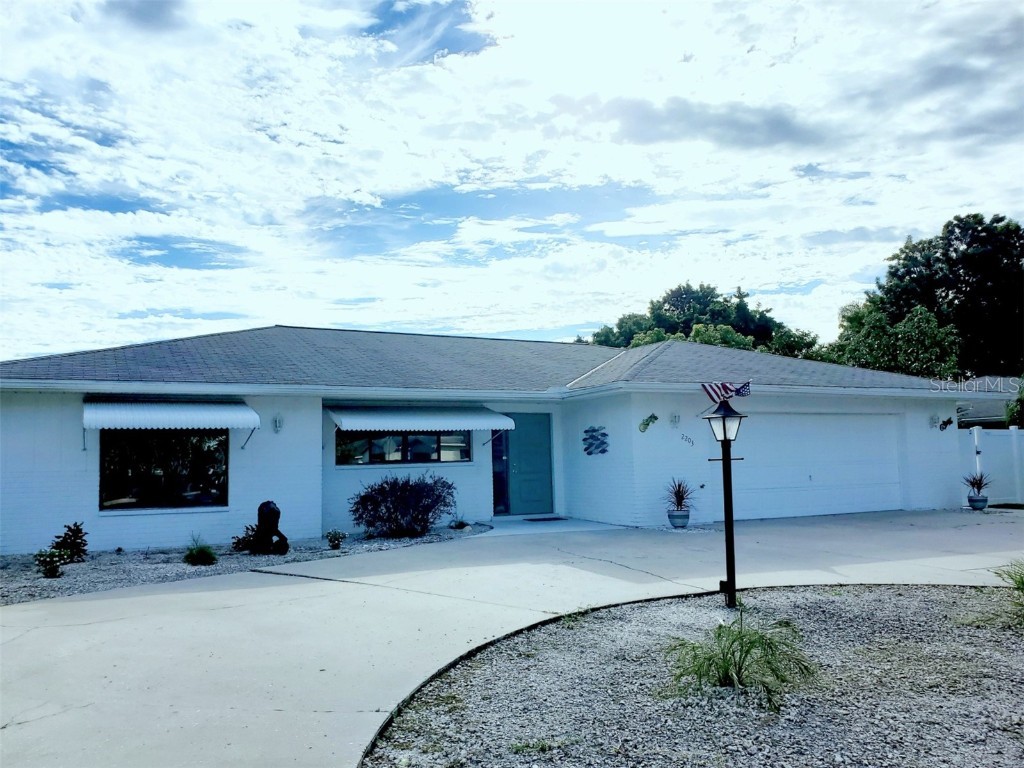 2203 43rd Street W Bradenton FL 34209 A4517998 image2