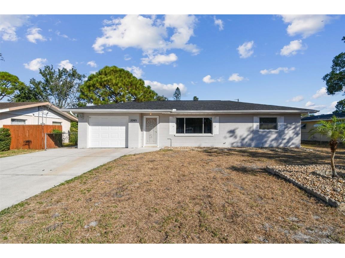 2203 48th Avenue W Bradenton FL 34207 TB8443133 image1