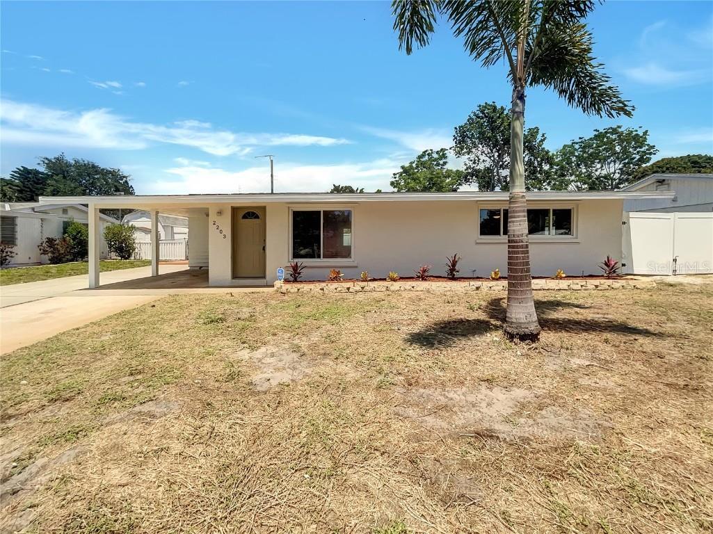 2203 Bayshore Gardens Parkway Bradenton FL 34207 O6106241 image1
