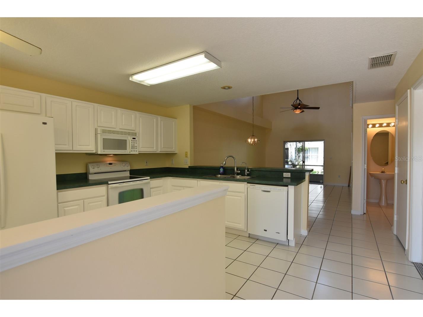 2203 Cypress Knee Loop Kissimmee FL 34743 O6421602 image4