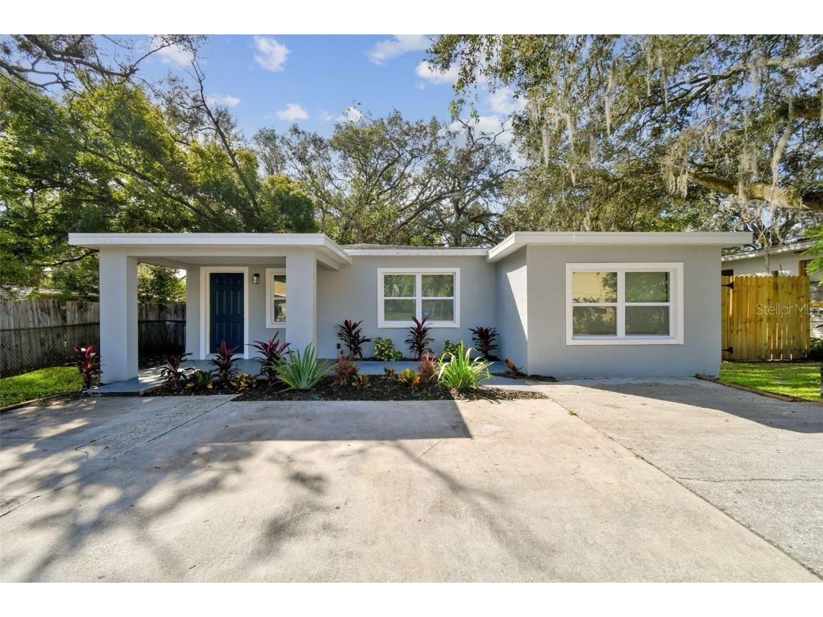 2203 E Minnehaha Street Tampa FL 33610 TB8317987 image1