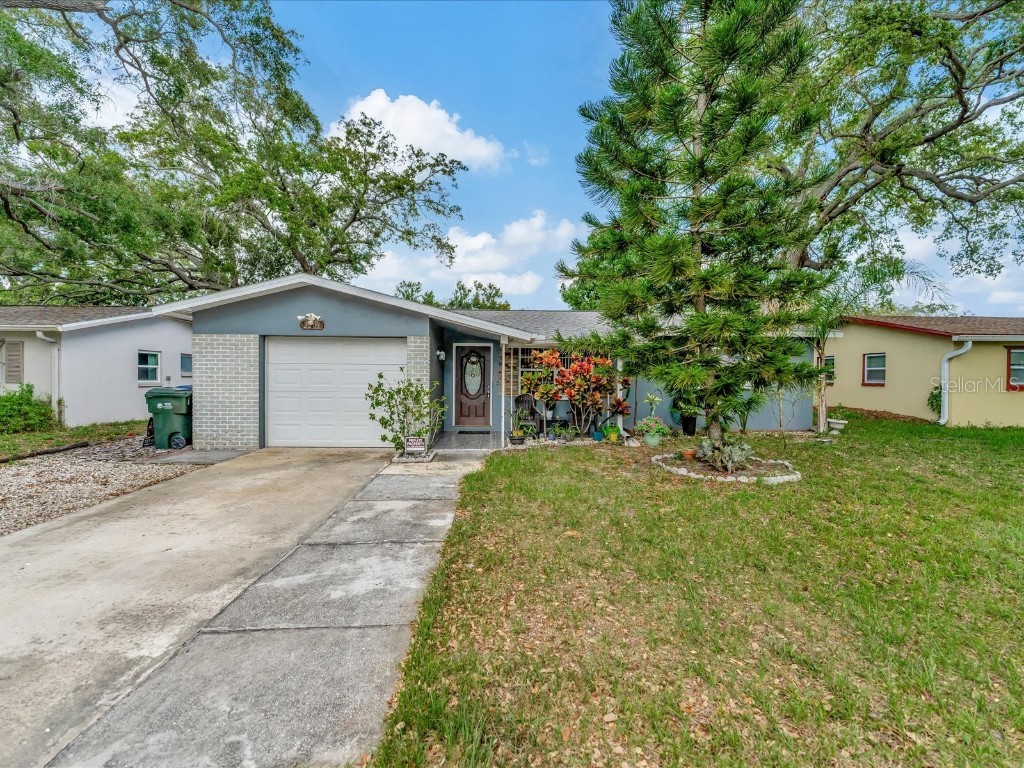 2203 Gladys Street Largo FL 33774 U8240842 image1