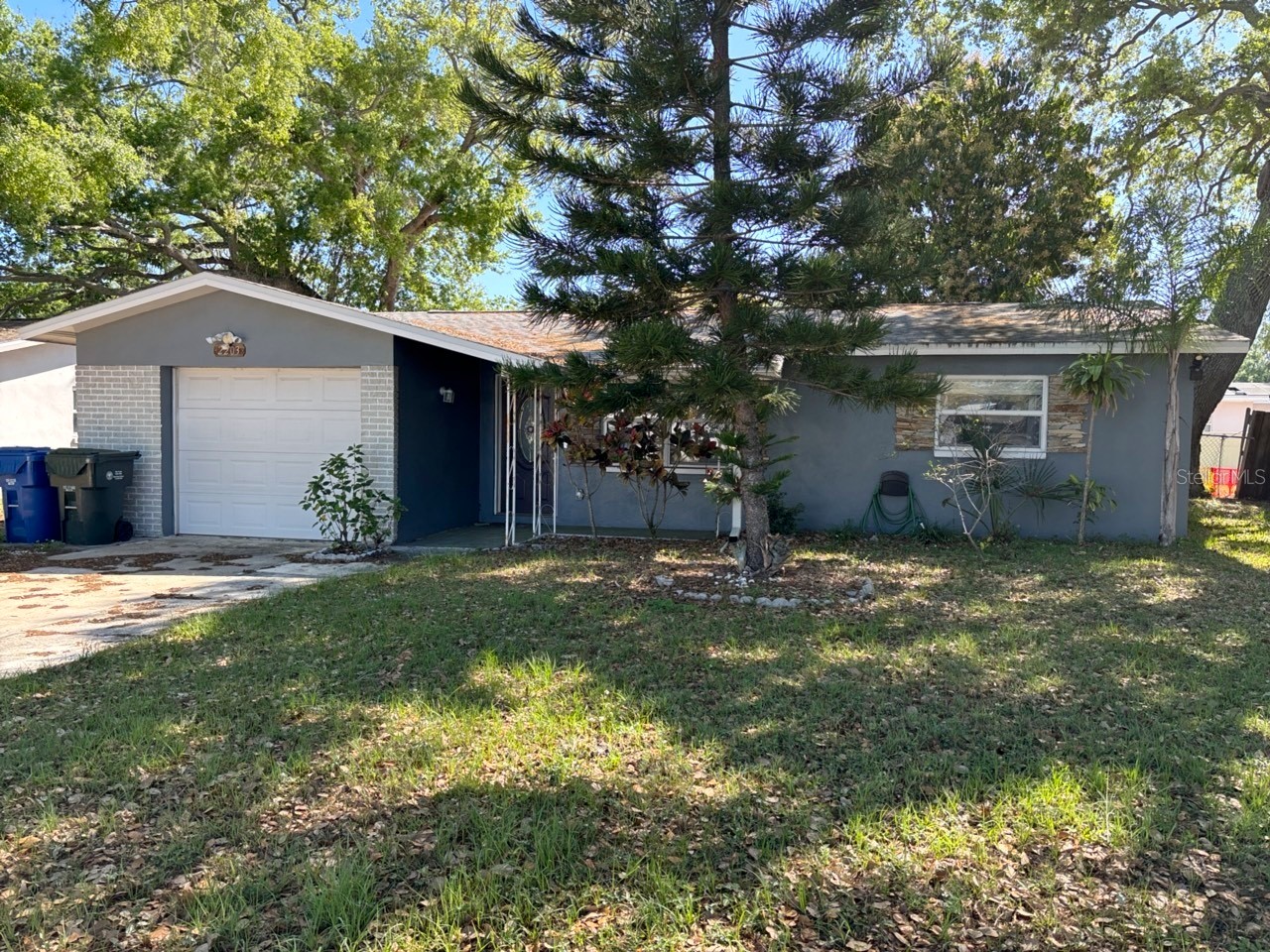 2203 Gladys Street Largo FL 33774 TB8506614 image1