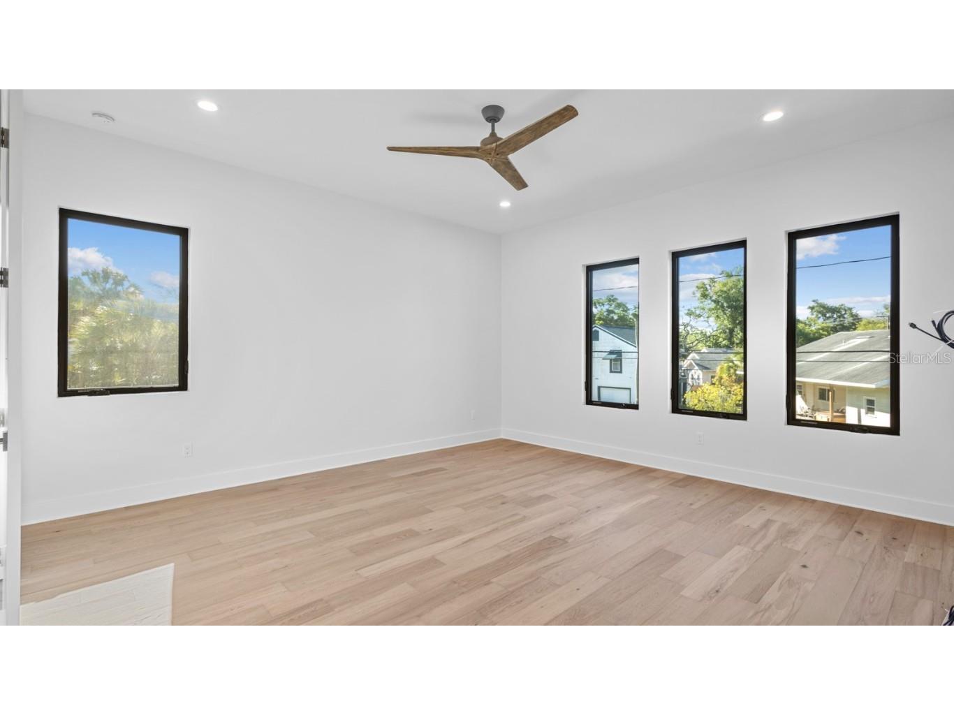 2203 Glenwood Tampa FL 33602 TB8305291 image21