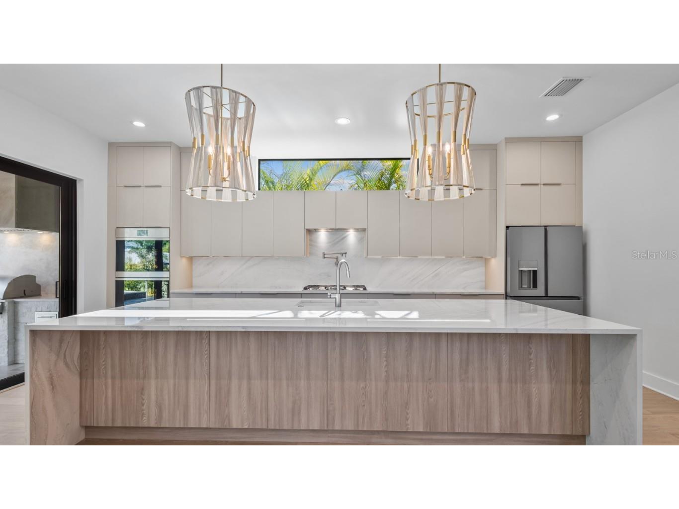 2203 Glenwood Tampa FL 33602 TB8305291 image9