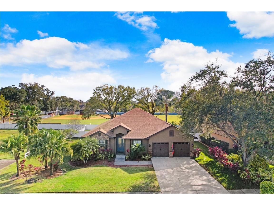 2203 Heritage Crest Drive Valrico FL 33594 T3501880 image1