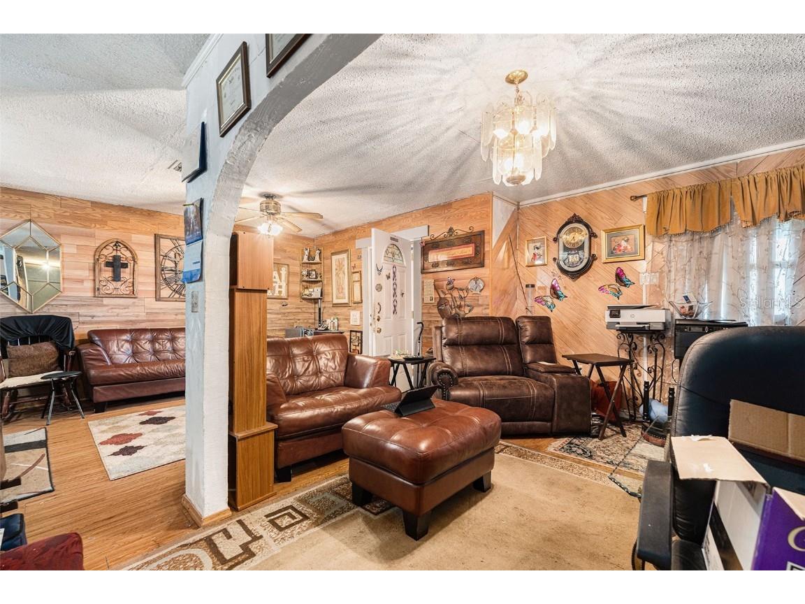 2203 Holloman Road Plant City FL 33567 TB8438479 image5