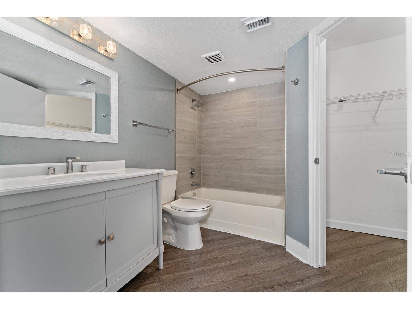 2203 Key West Court #422 Kissimmee FL 34741 S5146167 image16