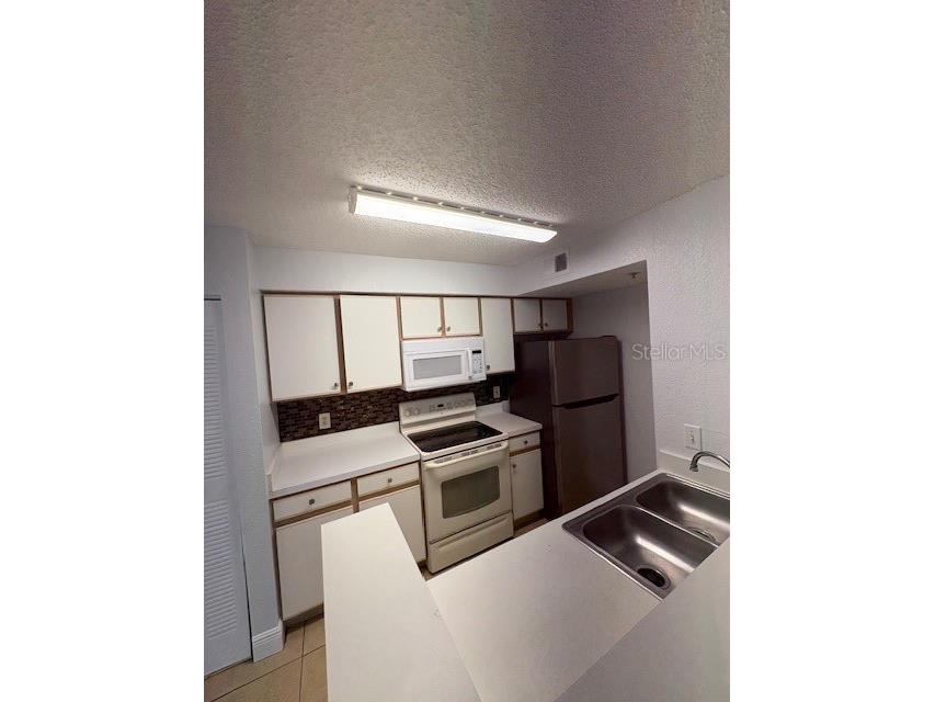 2203 Key West Court #436 Kissimmee FL 34741 S5111621 image5