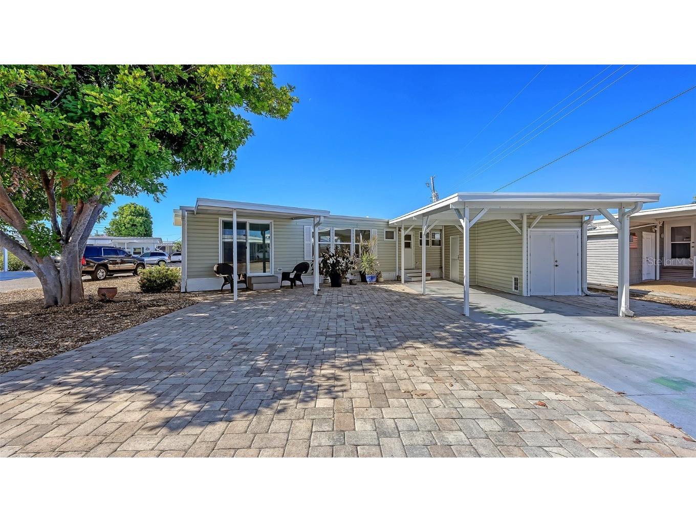 2203 Minnesota Avenue Bradenton FL 34207 - SARASOTA BAY A4672316 image3