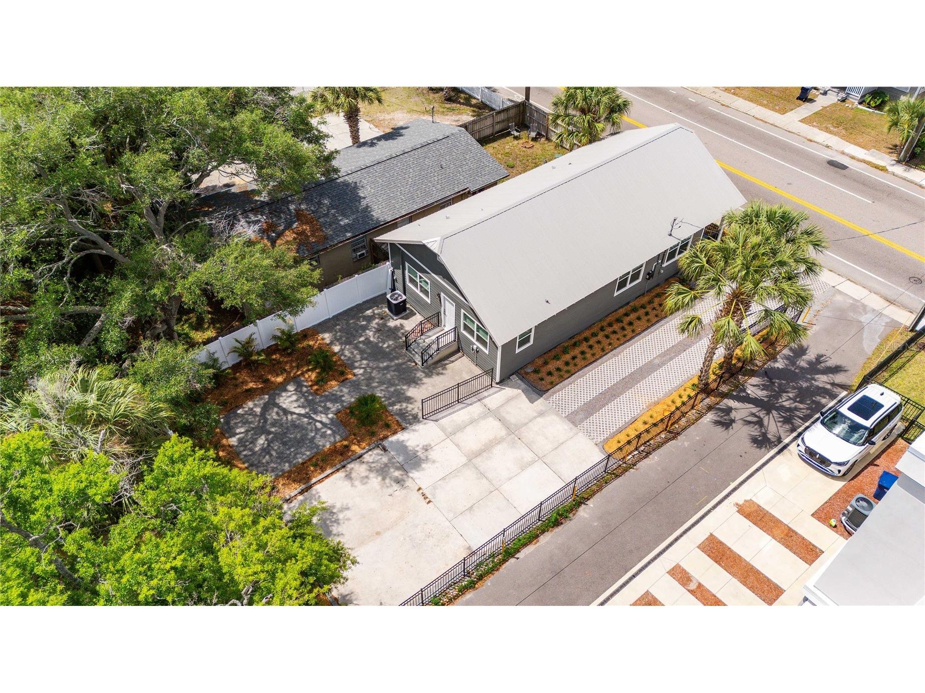 2203 N Boulevard Tampa FL 33602 TB8495884 image46