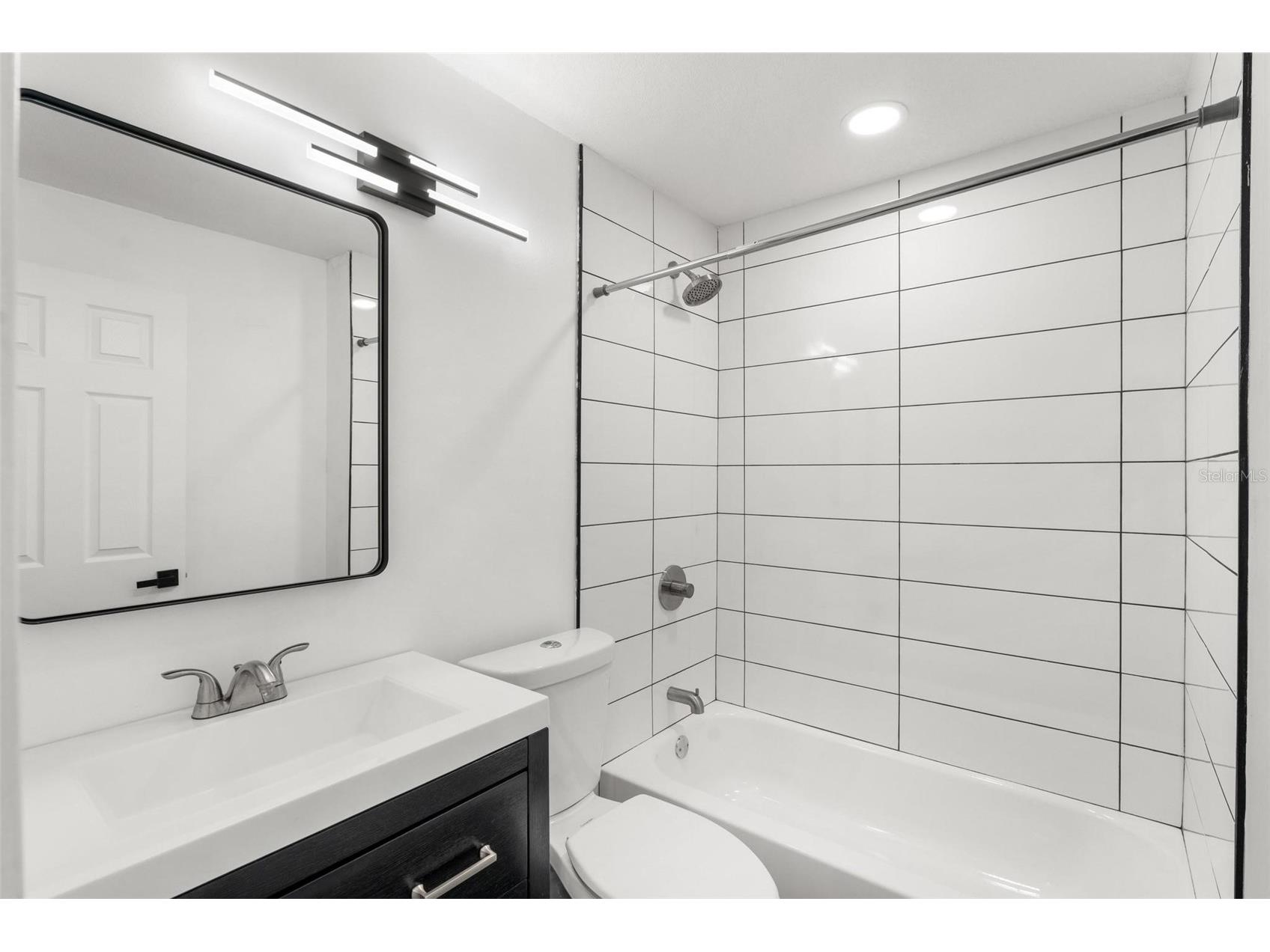 2203 Nottingham Road South Daytona FL 32119 O6400146 image16