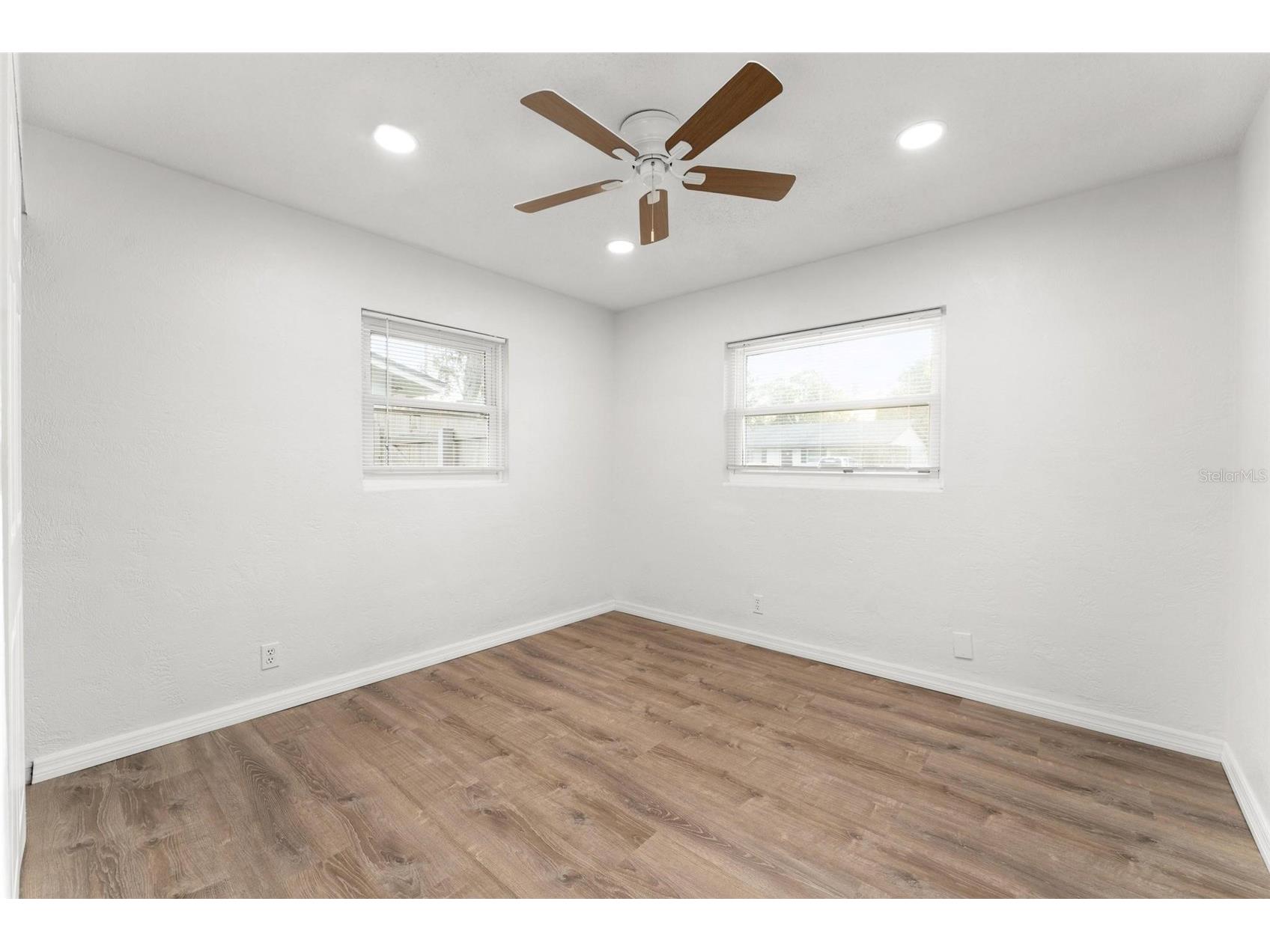 2203 Nottingham Road South Daytona FL 32119 O6400146 image17