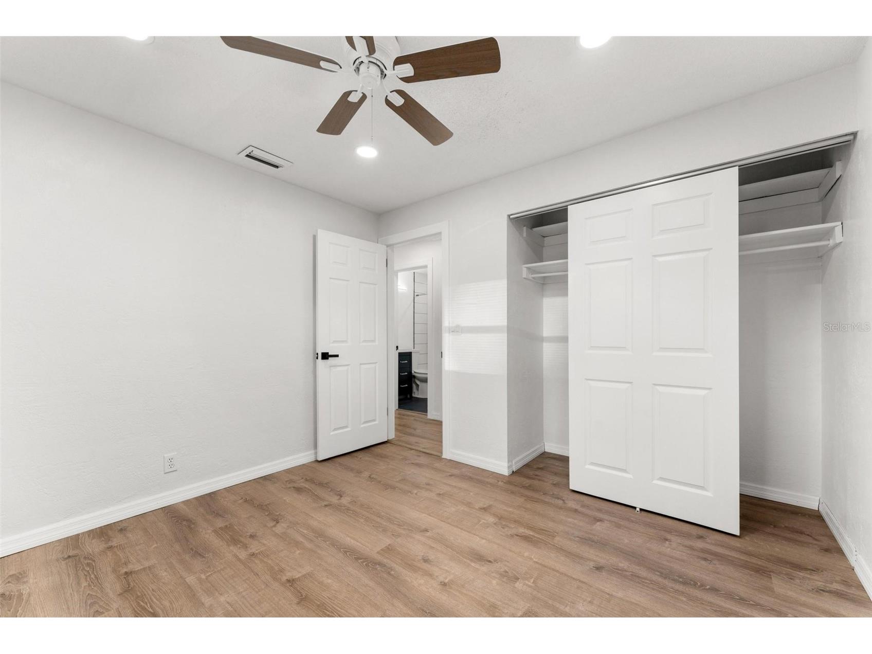 2203 Nottingham Road South Daytona FL 32119 O6400146 image18