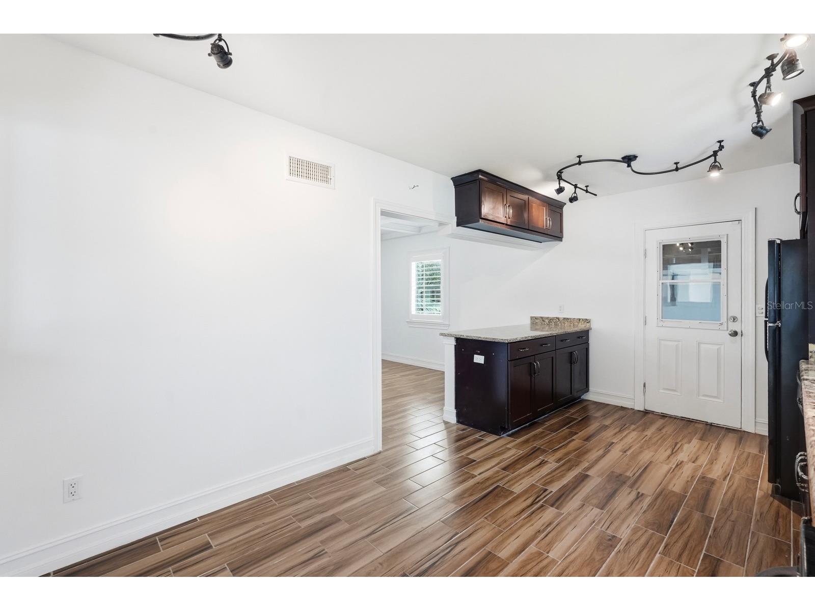 2203 S Peninsula Drive Daytona Beach FL 32118 FC316979 image14