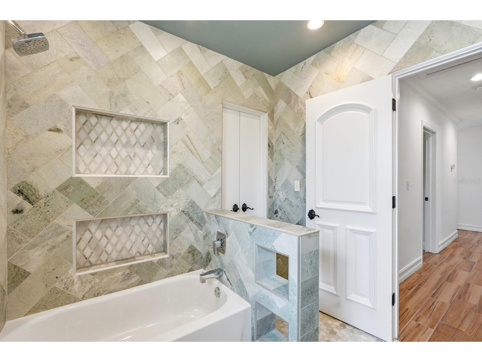2203 S Peninsula Drive Daytona Beach FL 32118 FC316979 image23