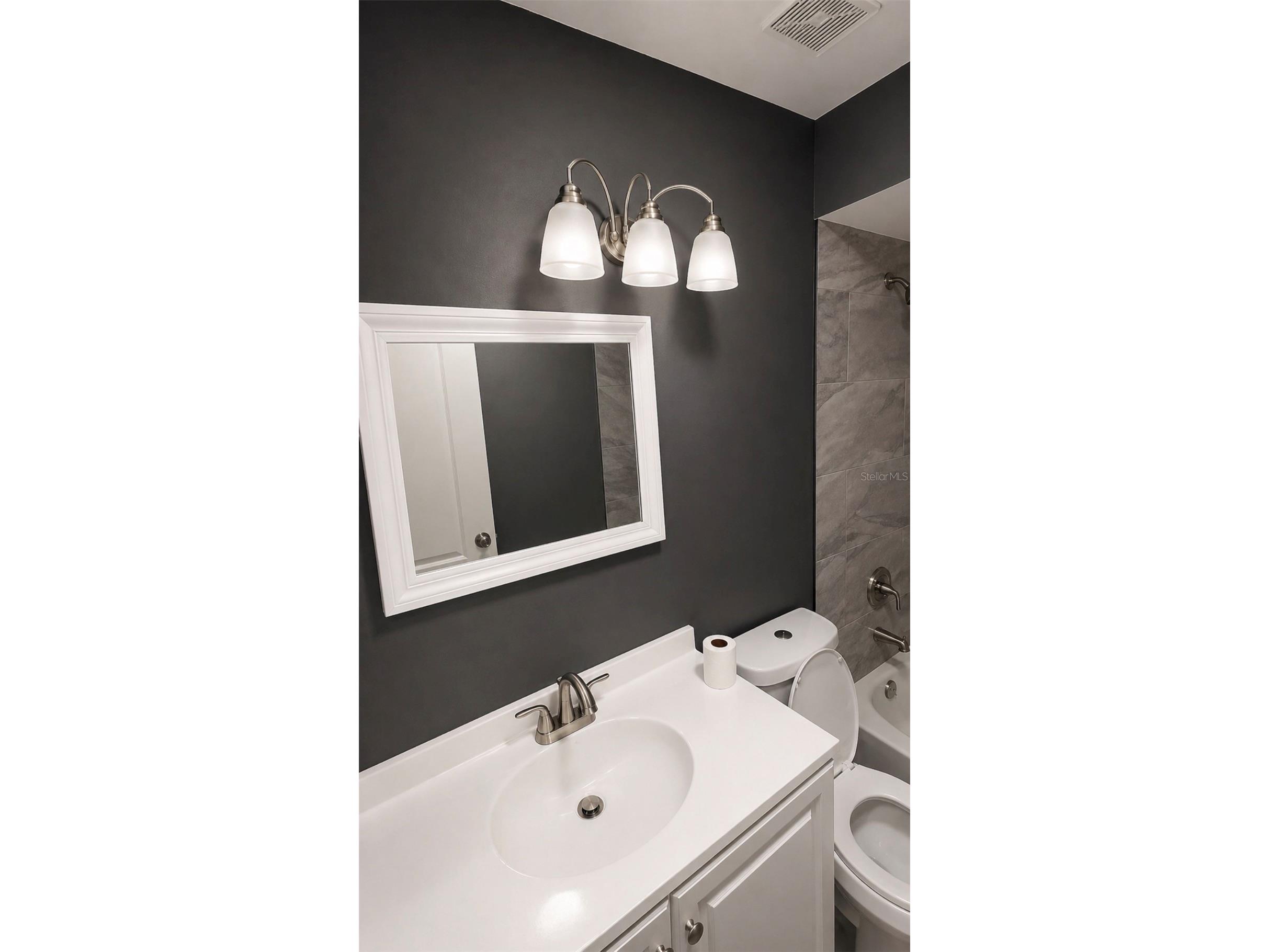 2203 Silver Pines Place #601 Orlando FL 32808 S5149009 image12