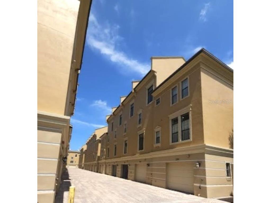 2203 Soho Bay Court Tampa FL 33606 TB8414545 image3