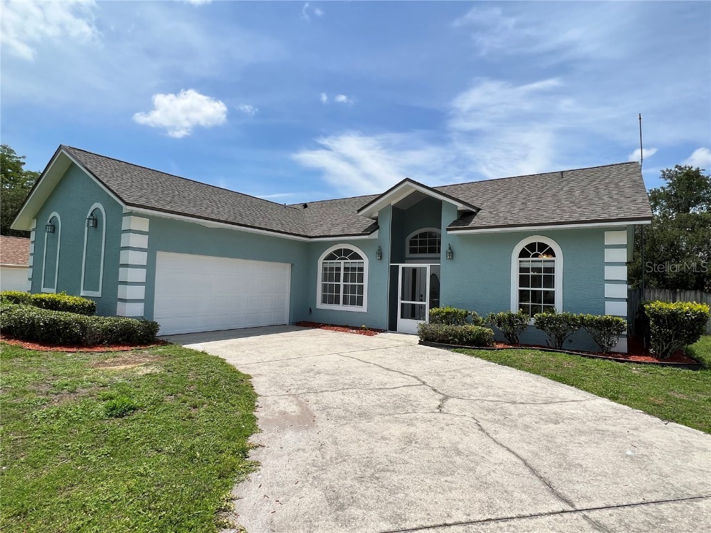 2203 Steffanie Court Kissimmee FL 34746 S5085779 image1