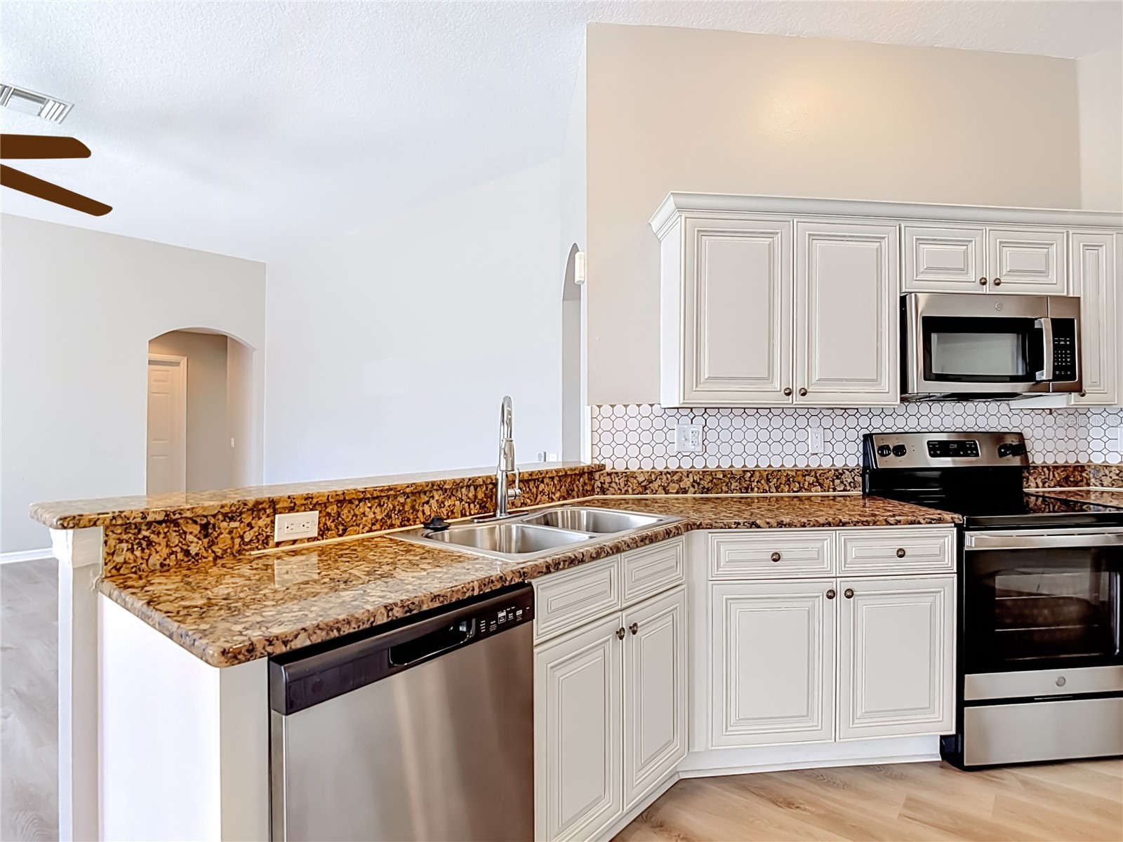 22035 Yachtclub Terrace Land O Lakes FL 34639 TB8516293 image27