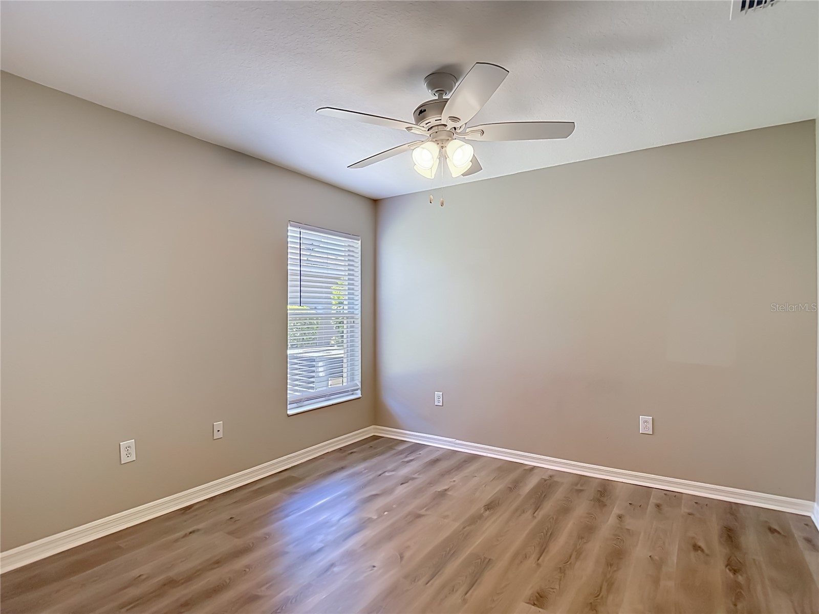 22035 Yachtclub Terrace Land O Lakes FL 34639 TB8516293 image37