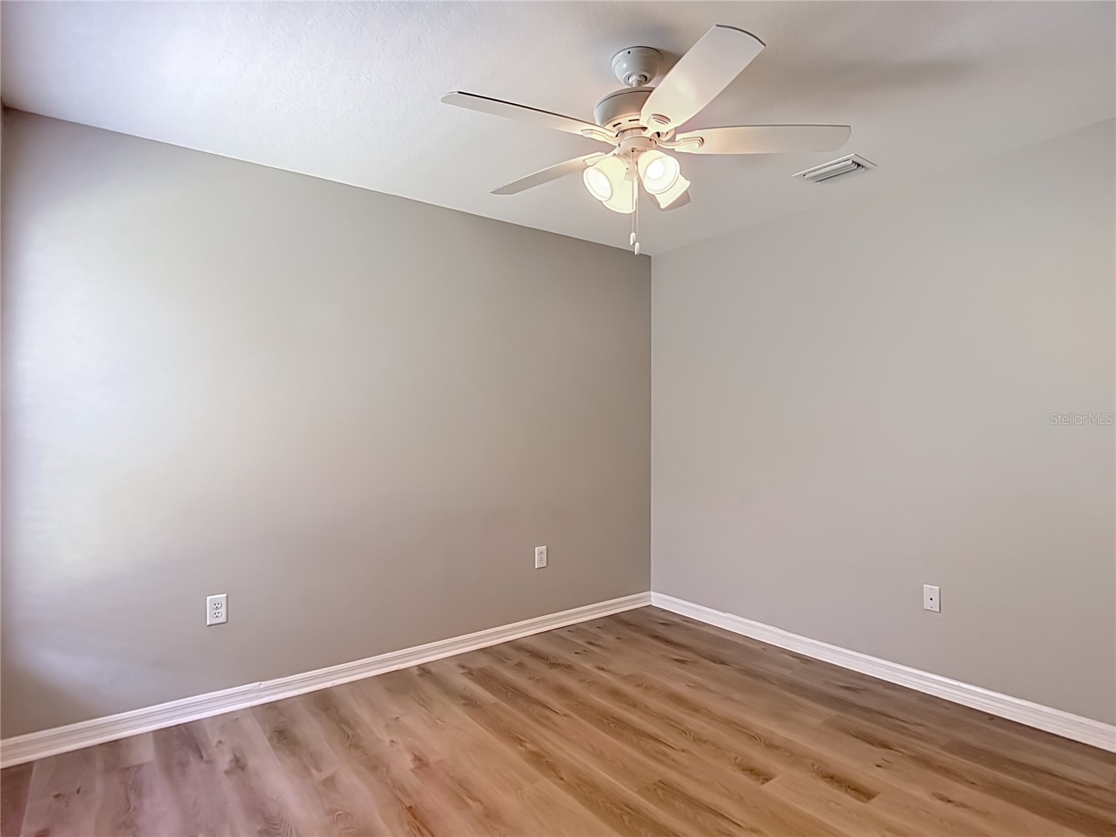 22035 Yachtclub Terrace Land O Lakes FL 34639 TB8516293 image40
