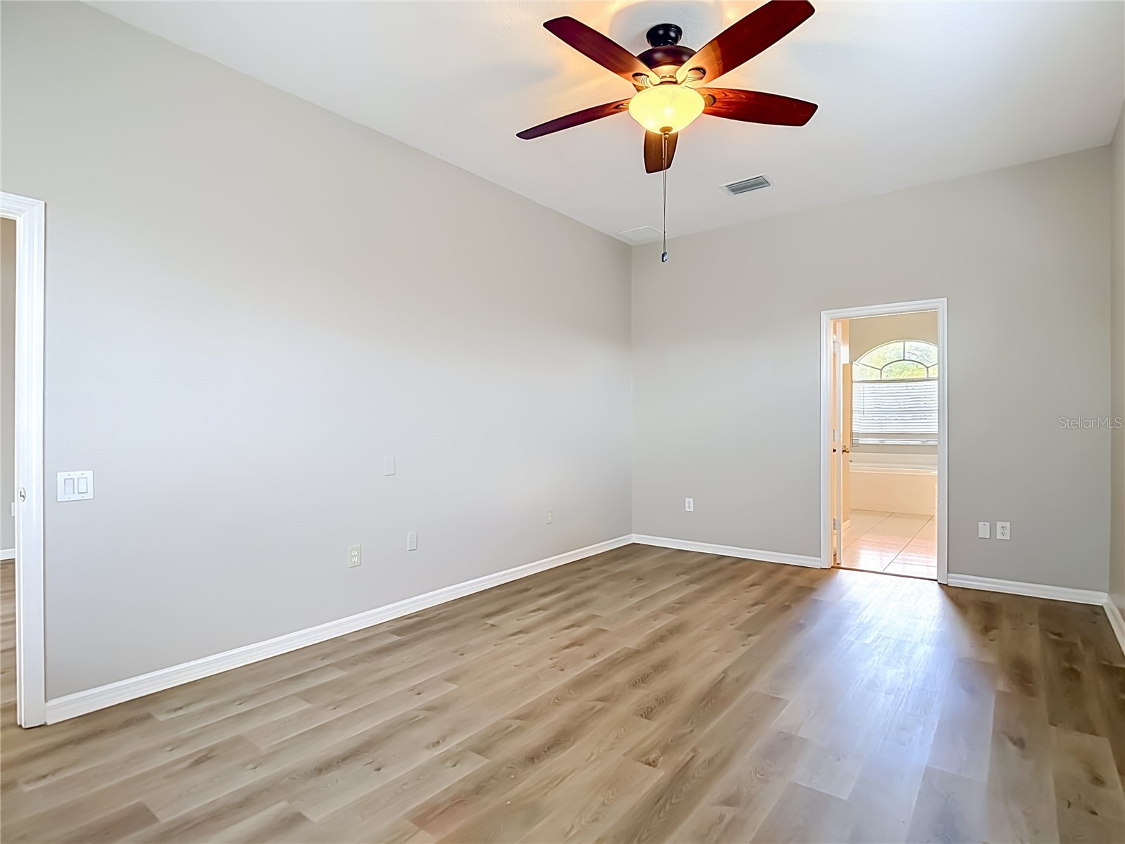 22035 Yachtclub Terrace Land O Lakes FL 34639 TB8516293 image56