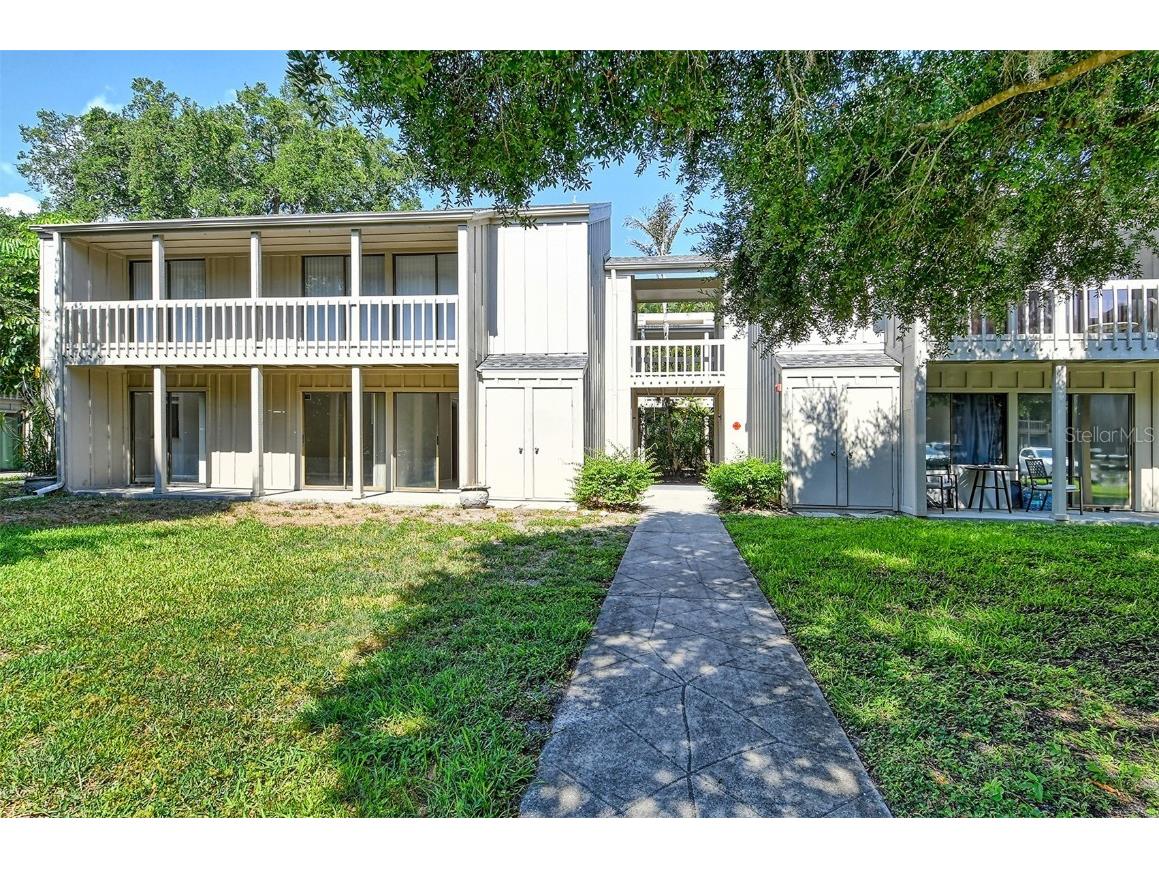 2204 Bahia Vista Street #D1 Sarasota FL 34239 A4611680 image1