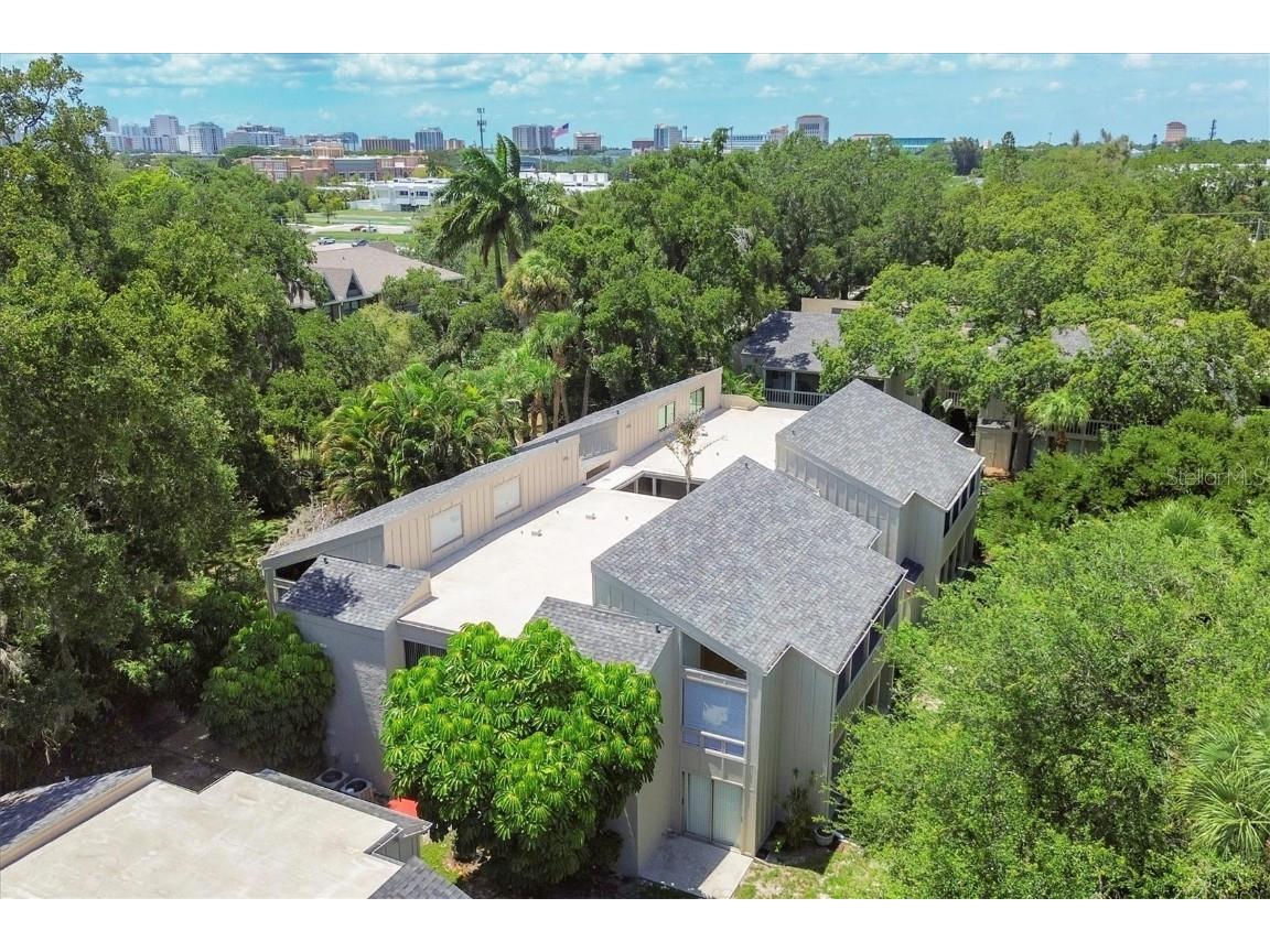 2204 Bahia Vista Street #D5 Sarasota FL 34239 A4614490 image1