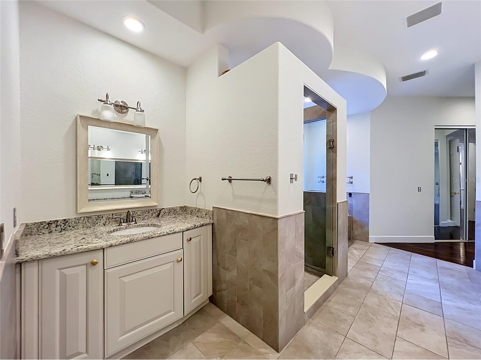2204 Cairns Court Orlando FL 32835 O6418849 image40